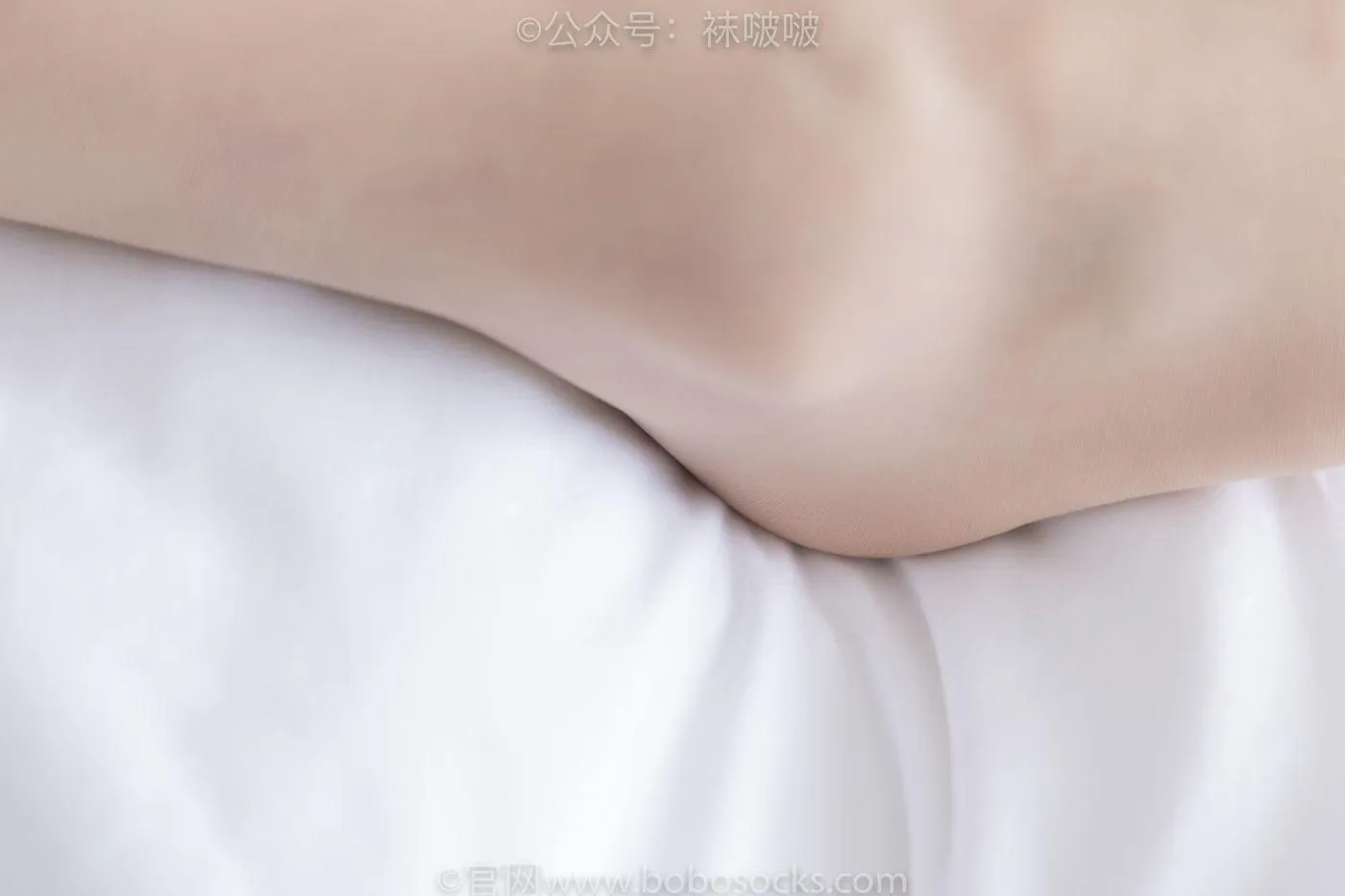 [BoBoSocks袜啵啵]NO.068 菠萝-JK制服、皮鞋、短白棉袜、肉丝 [138P]插图4